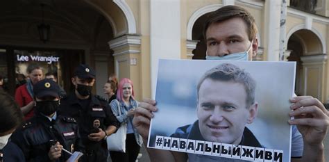 Navalny Poisoning Incident Reveals Cracks in Putin's Tightly Controlled Narrative of Russia